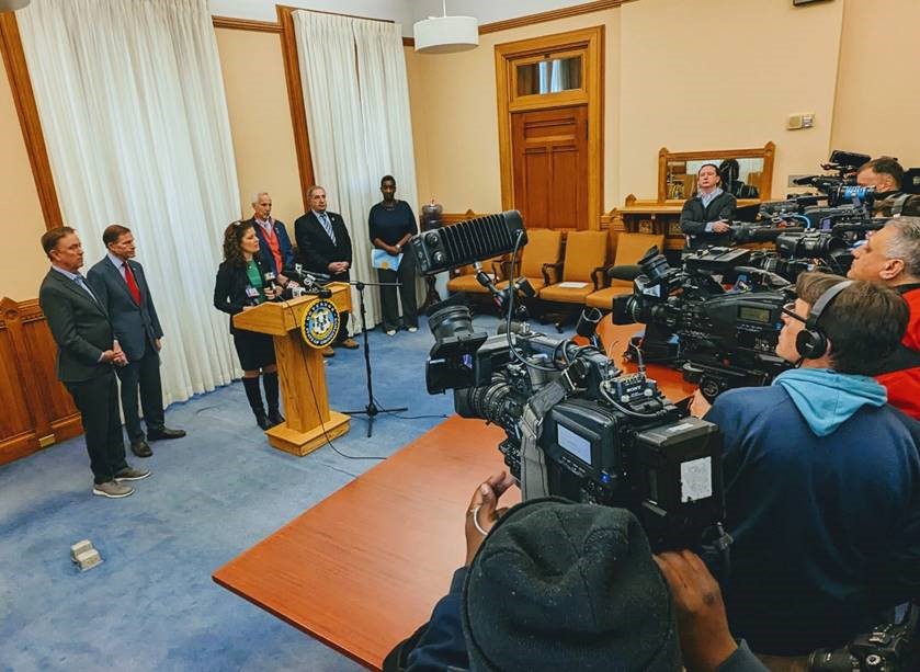 Blumenthal joined Governor Ned Lamont and the Connecticut Department of Energy and Environmental Protection to announce investments in energy assistance programs that will help Connecticut families. 